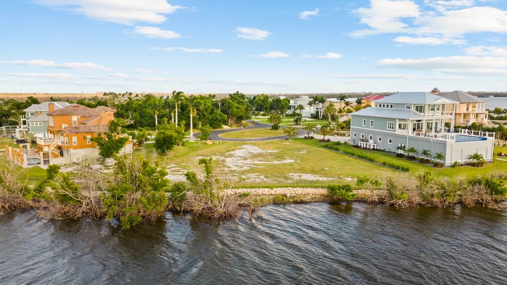 4941 Galt Island Avenue, Saint James City — JDKfoto sample photograph 3