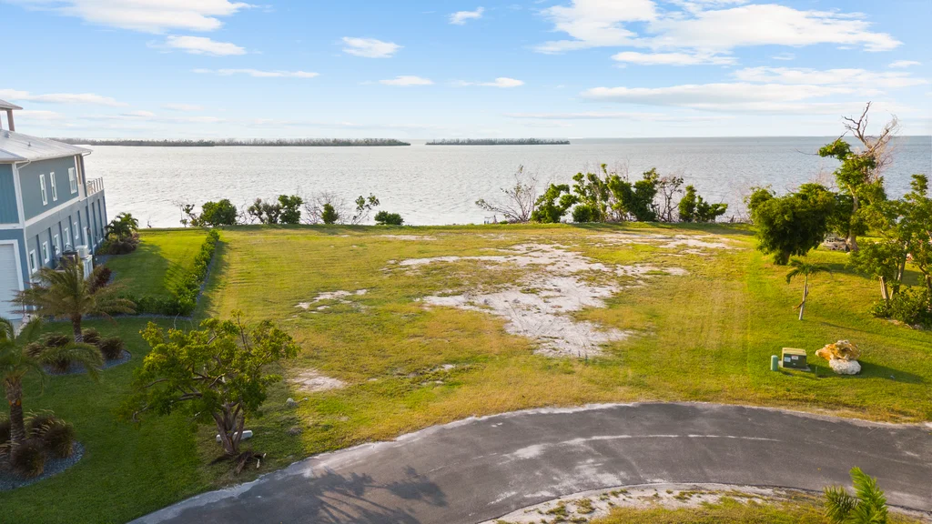 4941 Galt Island Avenue, Saint James City — JDKfoto sample photograph 4