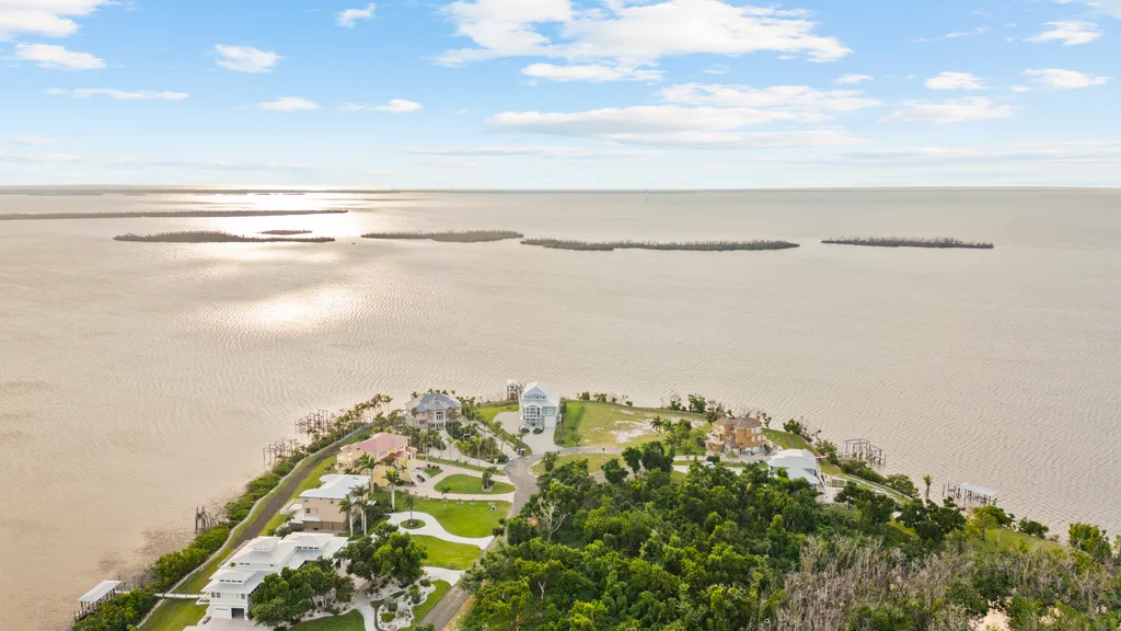 4941 Galt Island Avenue, Saint James City — JDKfoto sample photograph 6