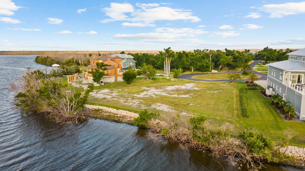 4941 Galt Island Avenue, Saint James City — JDKfoto sample photograph 9
